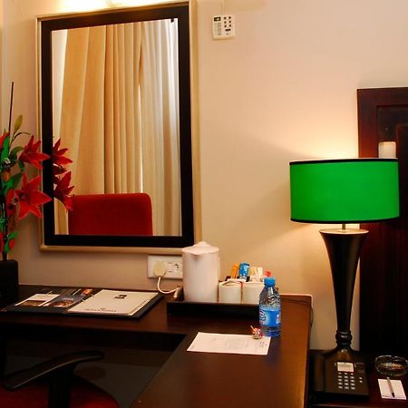 BON Hotel Empangeni Bagian luar foto