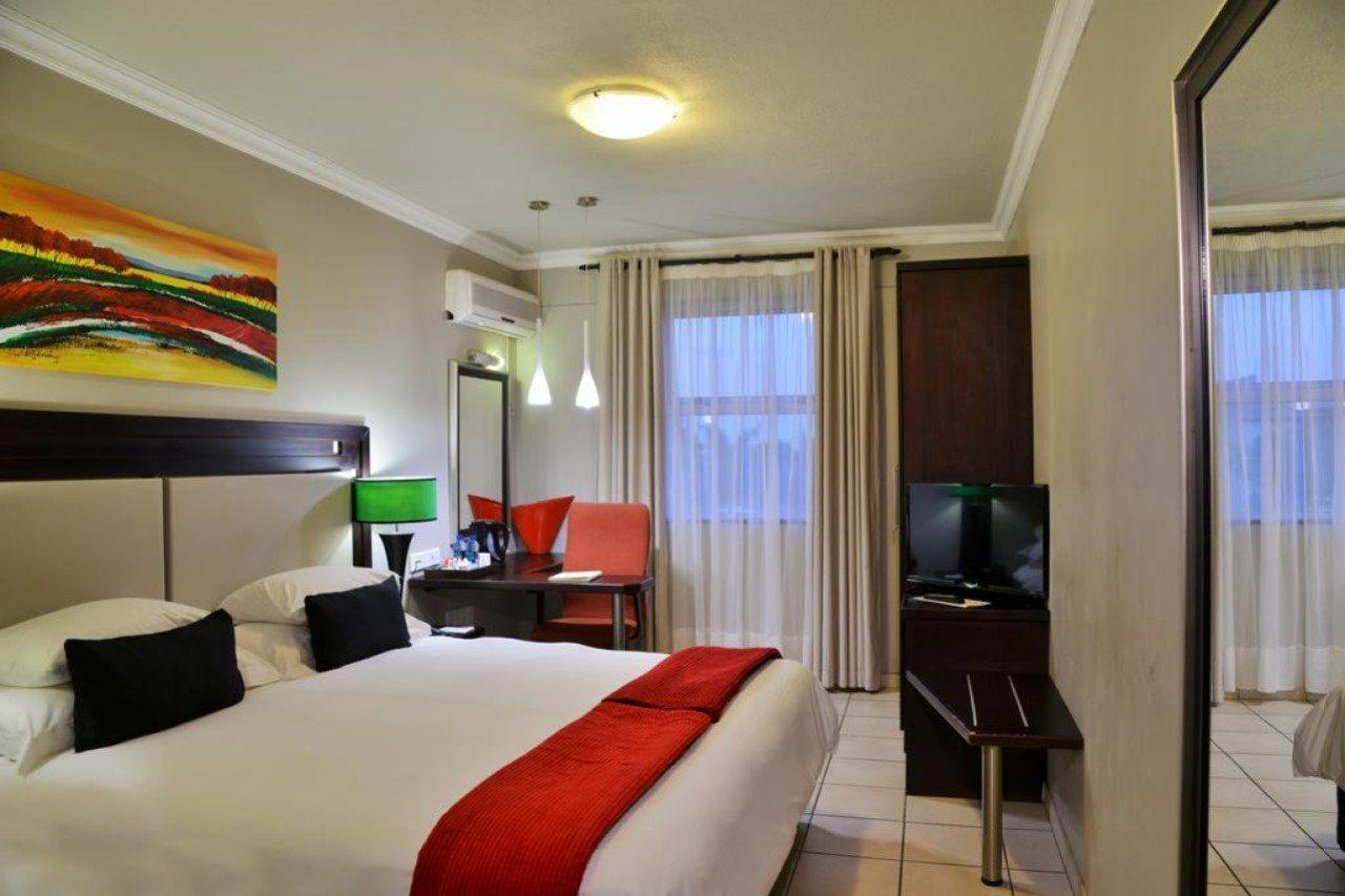 BON Hotel Empangeni Bagian luar foto