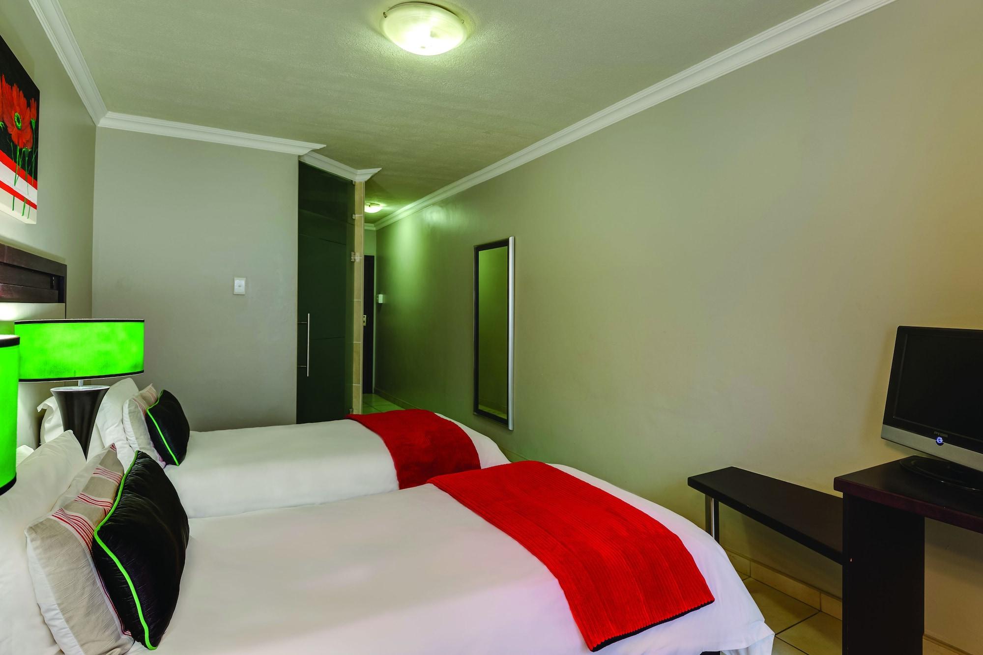 BON Hotel Empangeni Bagian luar foto