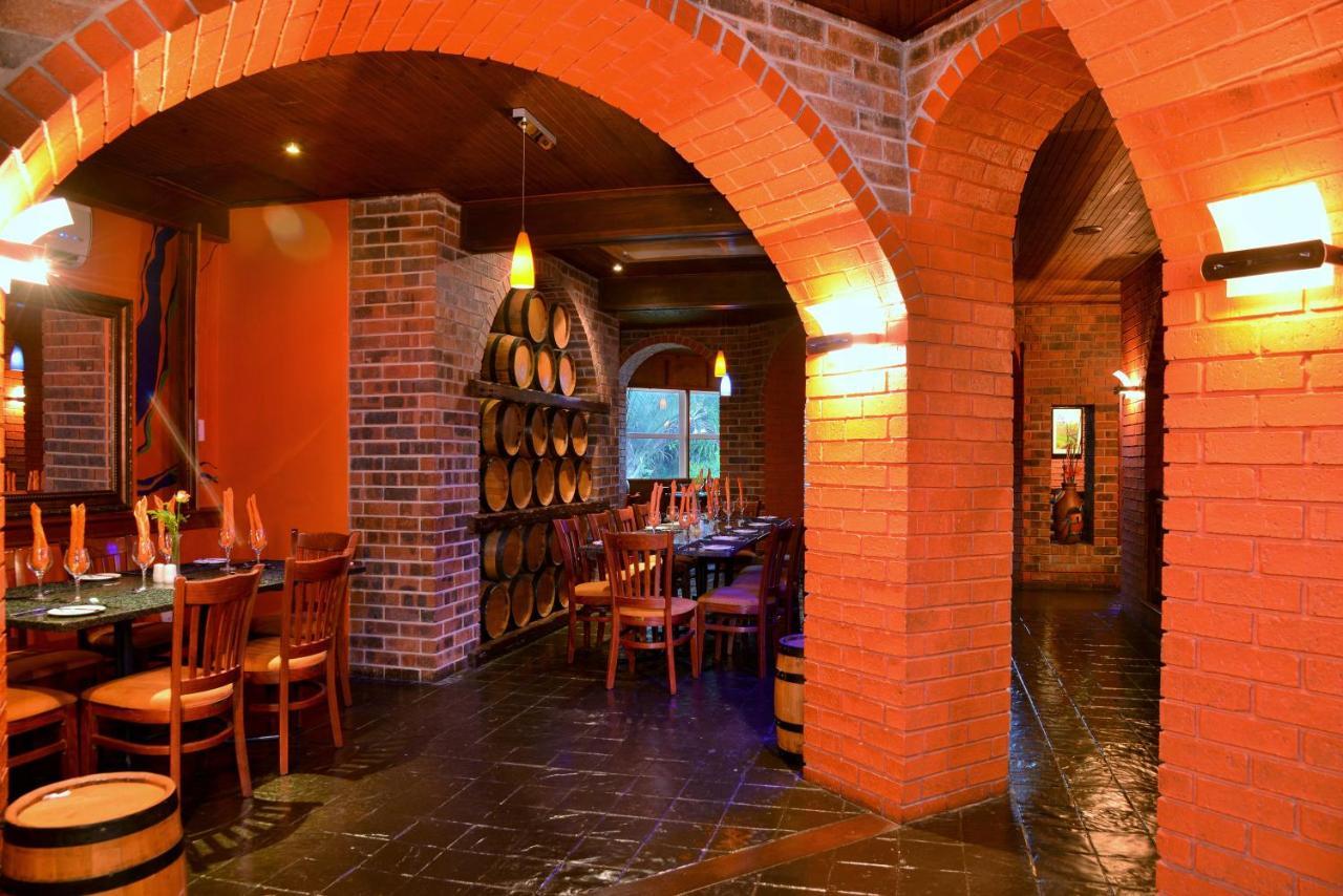 BON Hotel Empangeni Bagian luar foto