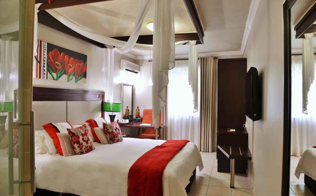BON Hotel Empangeni Bagian luar foto