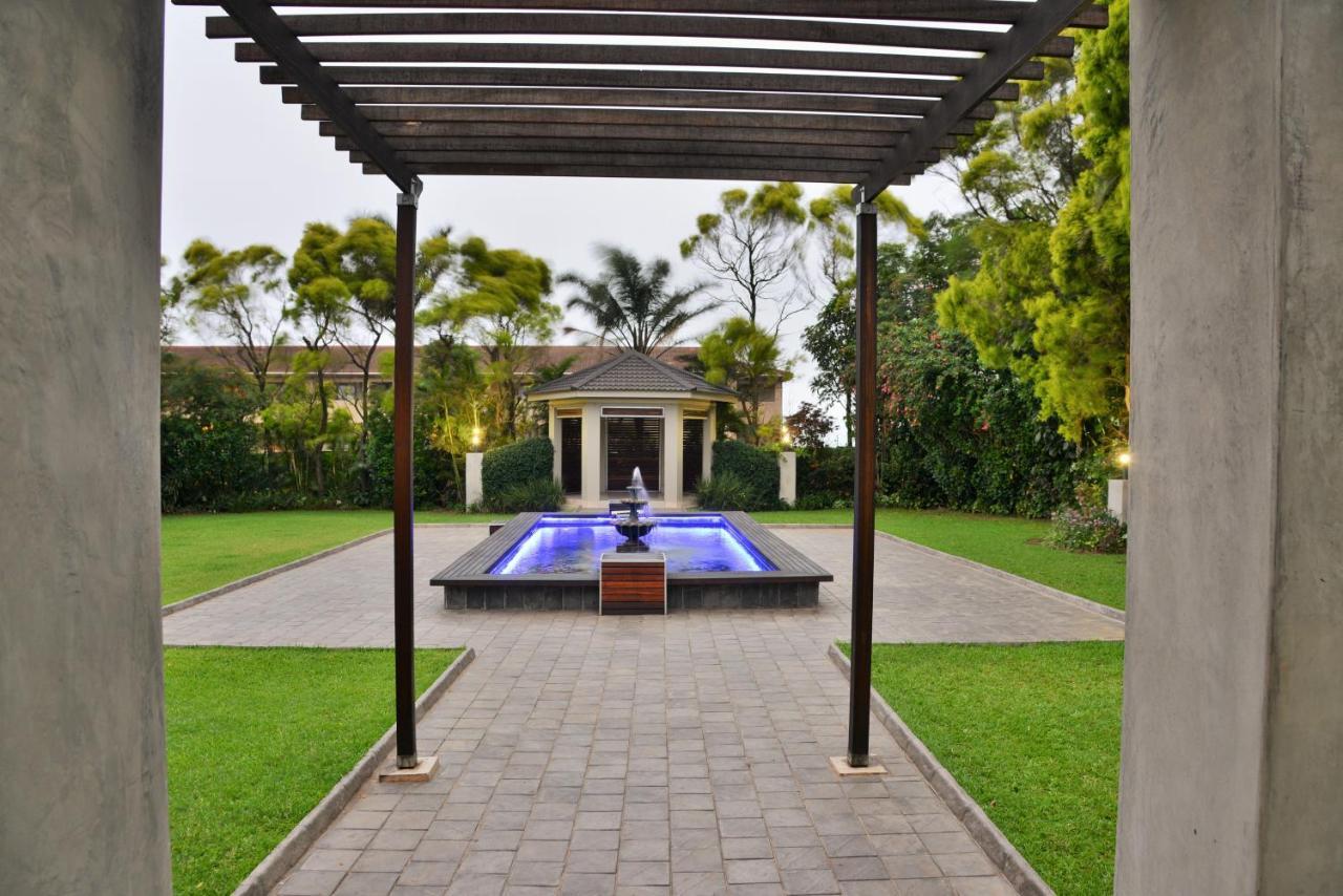 BON Hotel Empangeni Bagian luar foto